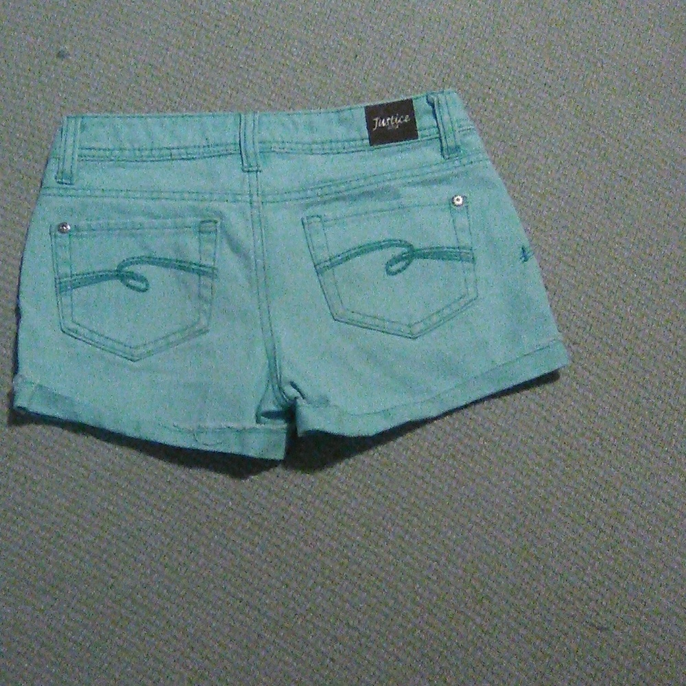 Shorts - Picture 2 of 2